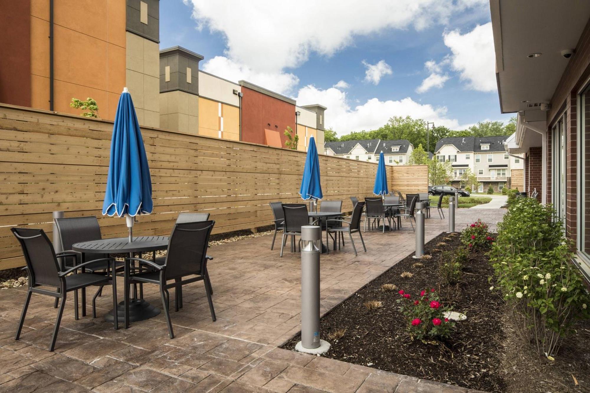 Fairfield Inn & Suites By Marriott Pittsburgh North/Mccandless Crossing McCandless Township Exterior foto