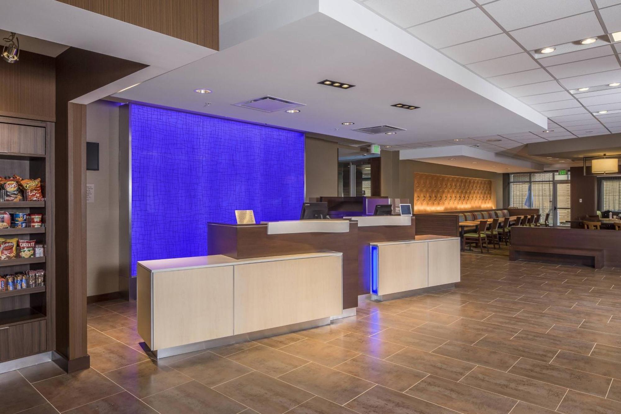 Fairfield Inn & Suites By Marriott Pittsburgh North/Mccandless Crossing McCandless Township Exterior foto