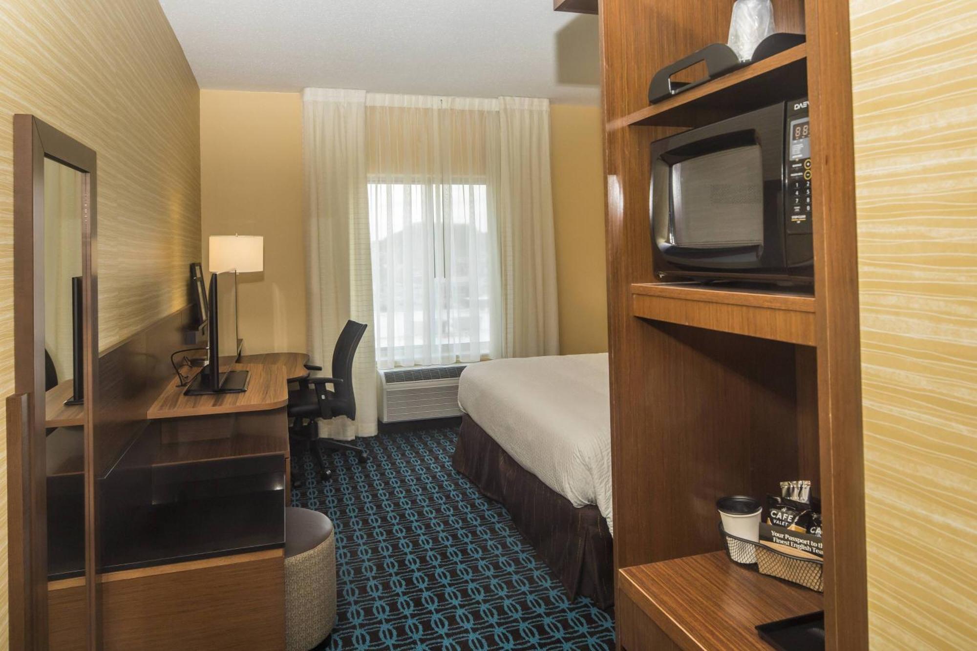Fairfield Inn & Suites By Marriott Pittsburgh North/Mccandless Crossing McCandless Township Exterior foto
